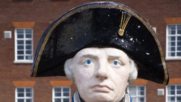 Noi interdicții. Anglia nu e mulţumită de ajutorul guvernului