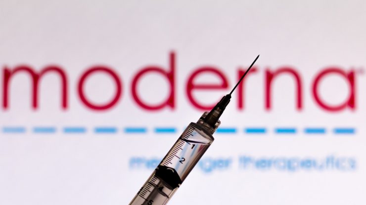 CEO-ul Moderna: Vaccinul anti-Covid-19 ar putea fi folosit în luna decembrie