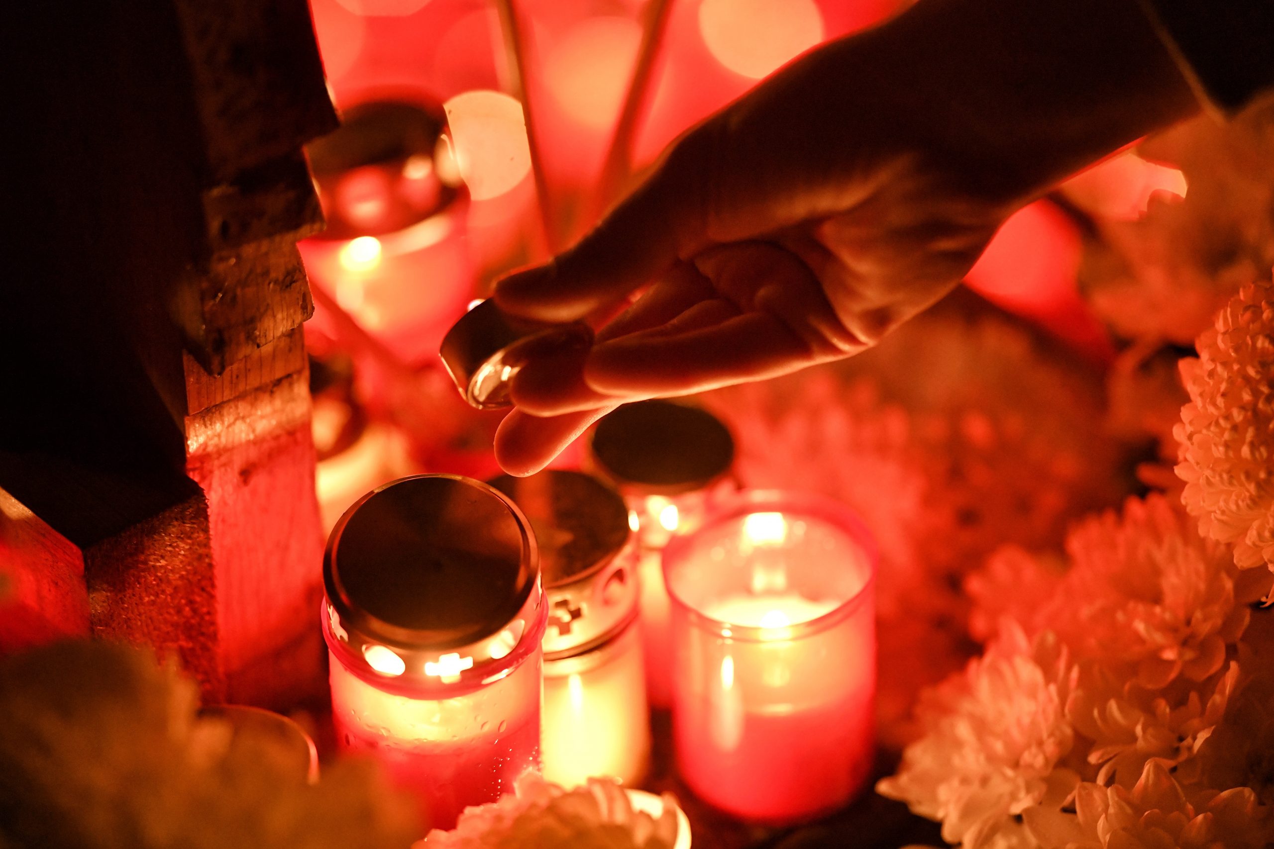 Legea prin care statul decontează tratamentul victimelor de la „Colectiv” pe viață va fi promulgată vineri, la fix cinci ani de la tragedie