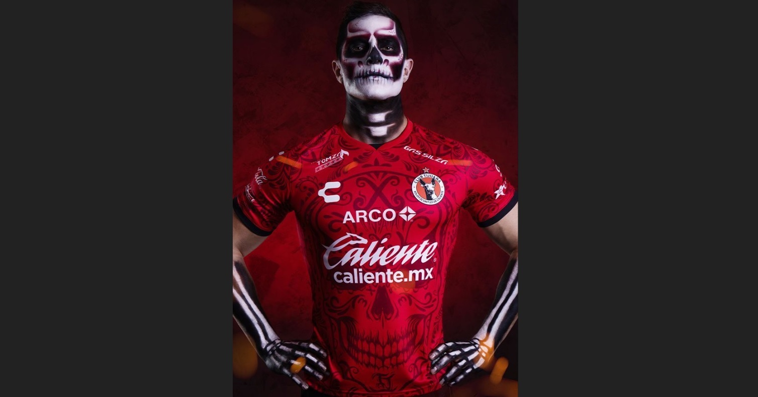 Cinci mari echipe de fotbal din Mexic vor juca cu un echipament aparte, de Ziua Morților