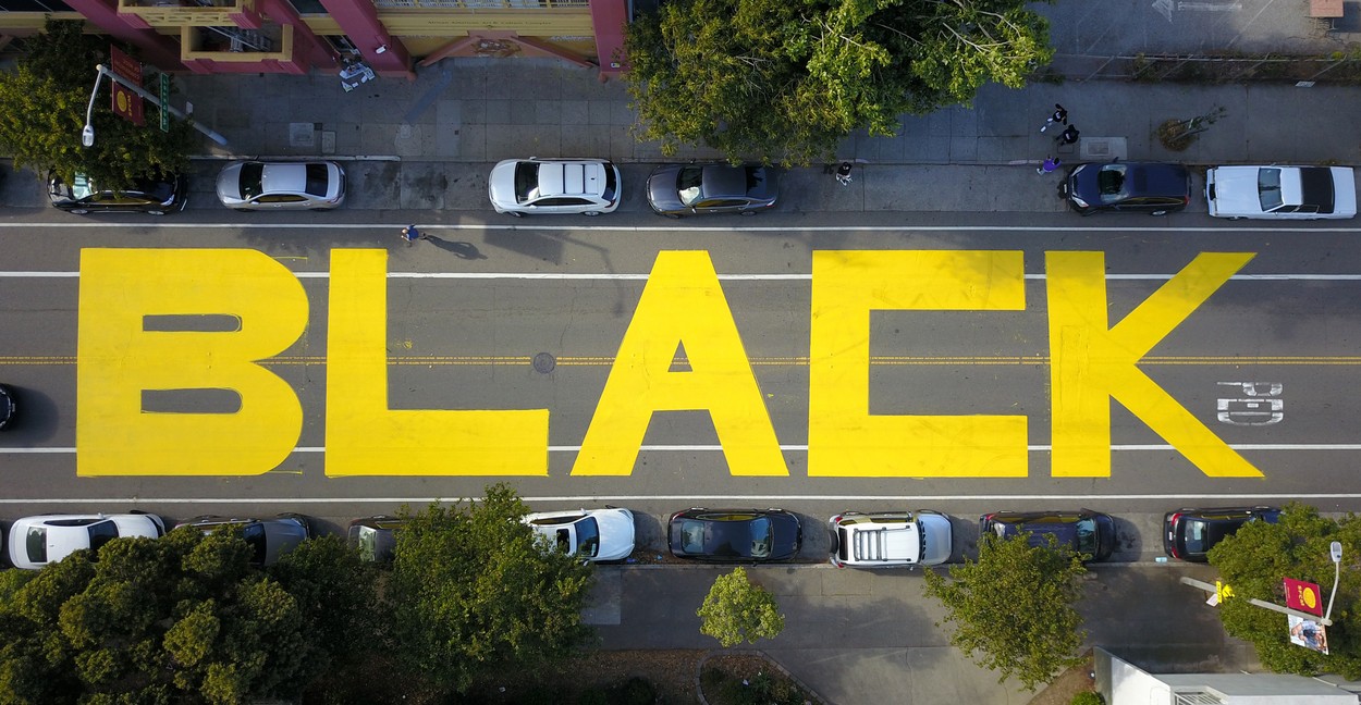 Biden a fost susținut în mod decisiv de către alegătorii tineri, de culoare