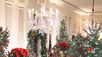 Atmosferă de basm la Casa Albă, înainte de Crăciun.  Melania Trump a pus un clip filmat cu drona