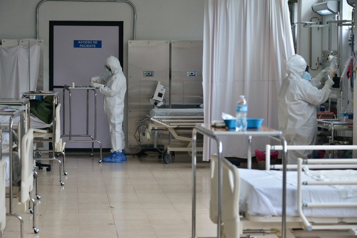 Persoanele care au Covid o perioadă lungă riscă sechele ale organelor. Care sunt semnele unui Covid de durată