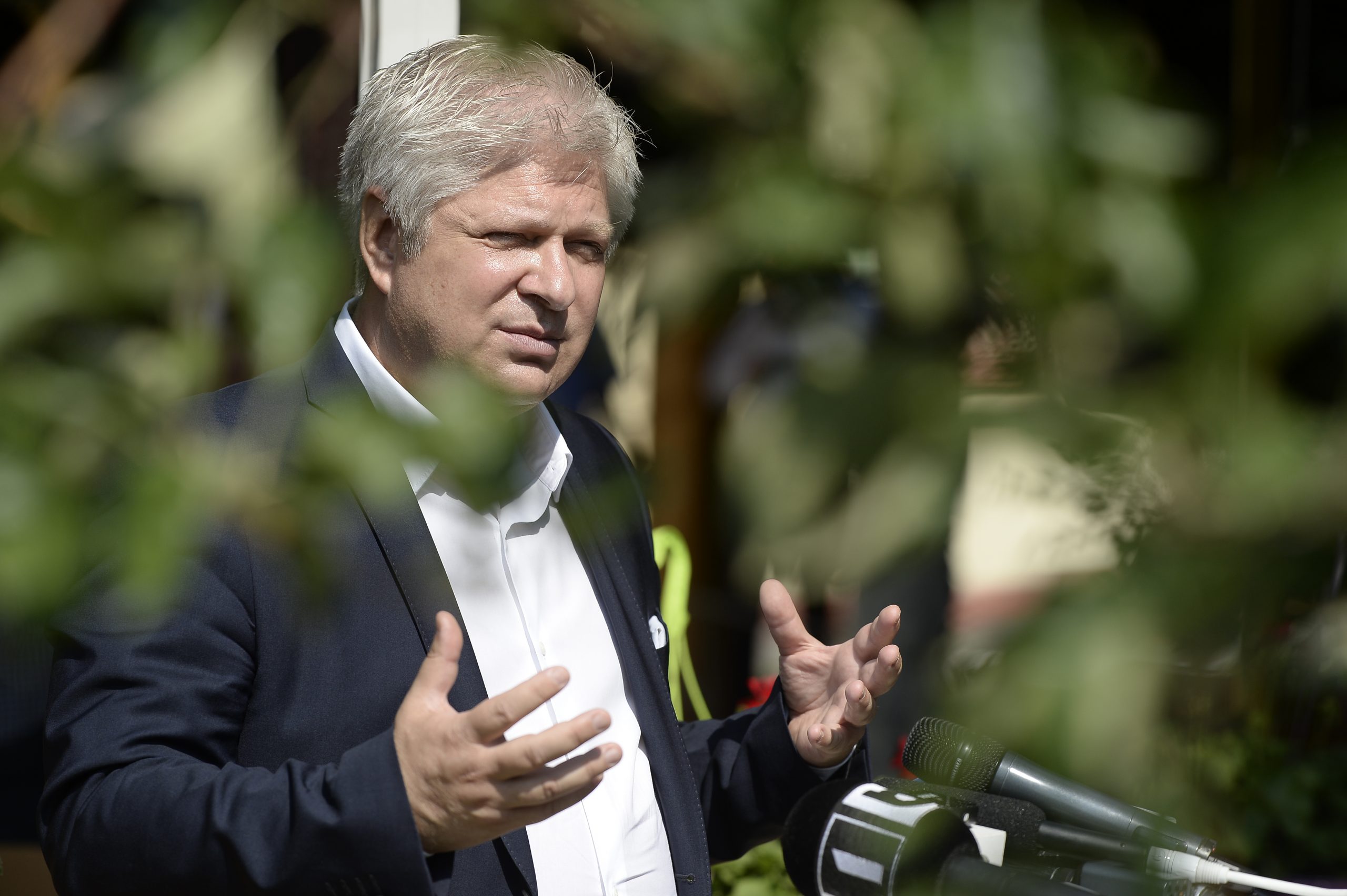 Ample percheziții în București și Ilfov. Vizat, fostul primar, Dan Tudorache: „Clotilde Armand a început prigoana”