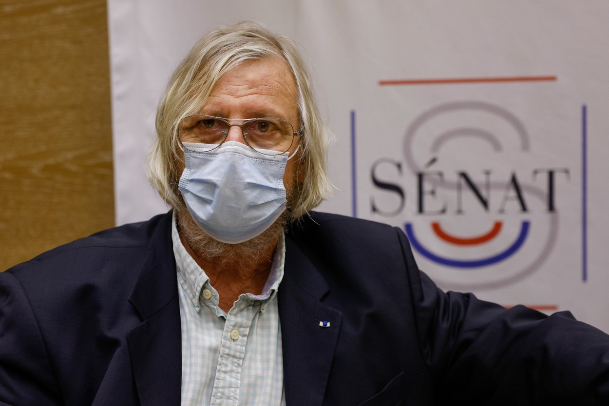 Microbiologul Didier Raoult despre vaccin: „Cel care va câștiga cei mai mulți bani este Bill Gates”