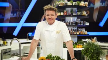 VIDEO. Veganii au luat cu asalt restaurantul cu trei stele Michelin al lui Gordon Ramsay, din Londra