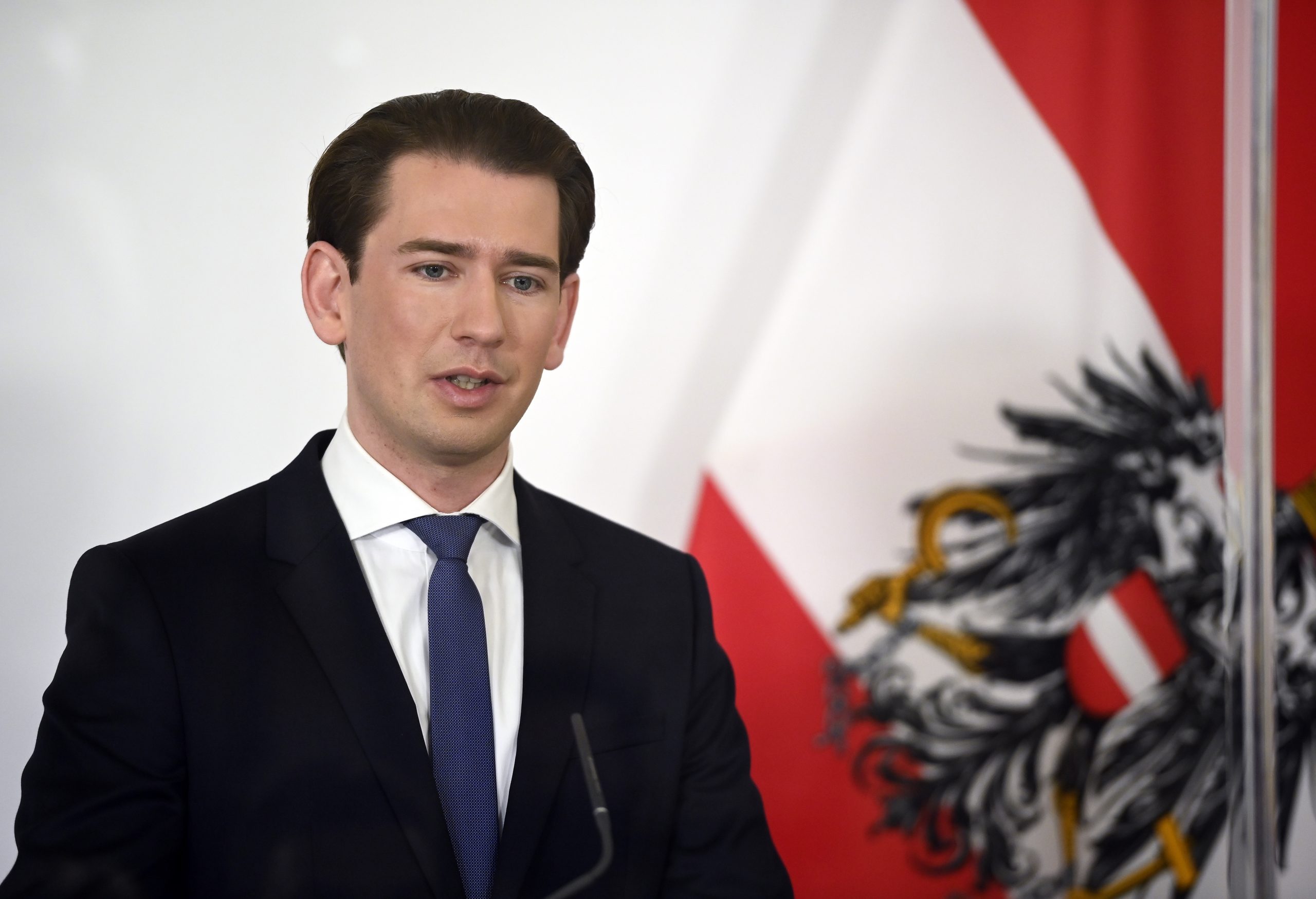 Austria va testa populația în masă. Anunțul cancelarului Sebastian Kurz
