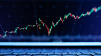 Noua generație de laptopuri a cucerit scena la târgul de tehnologie din Barcelona din acest an