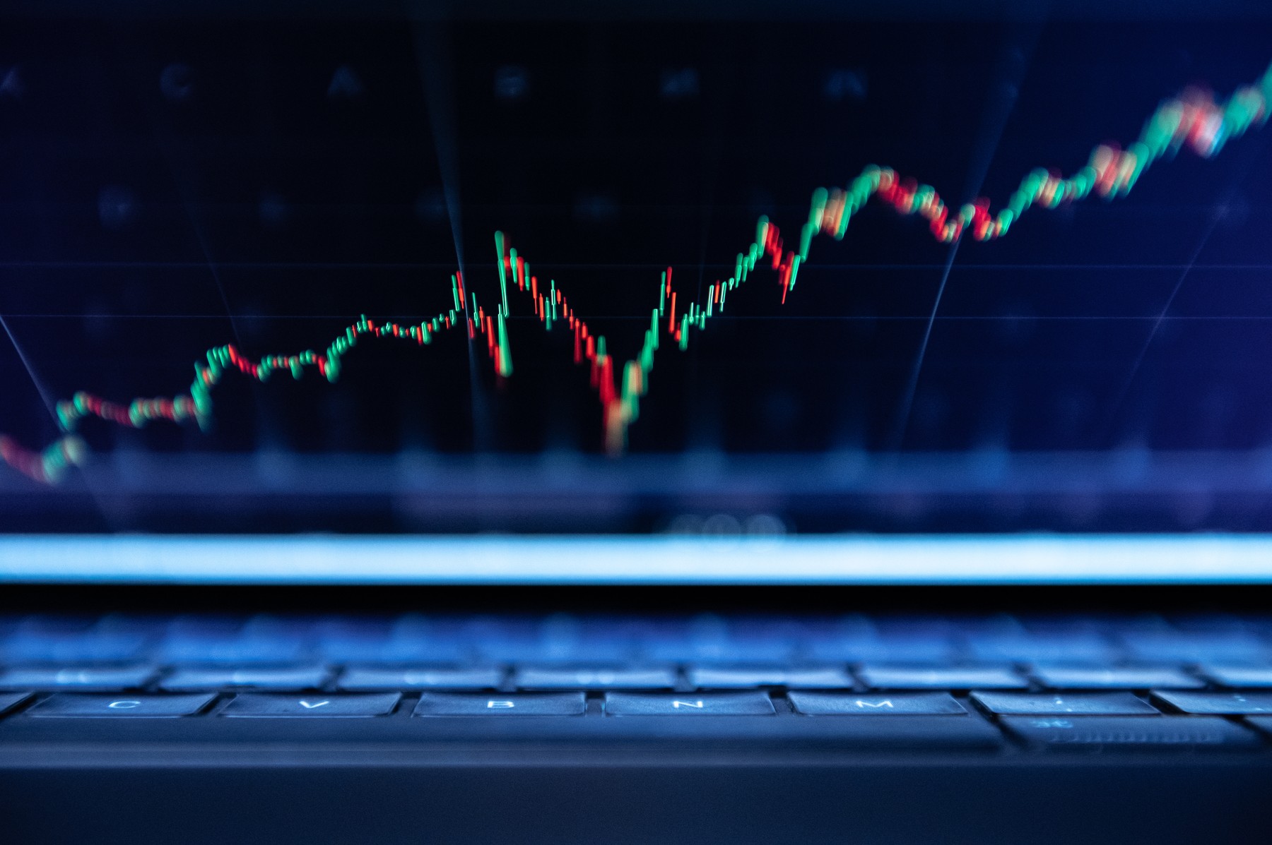 Se schimbă trendul pe bursă. Pfizer și BioNTech au creșteri semnificative iar fondatorul Zoom pierde 5 miliarde de dolari