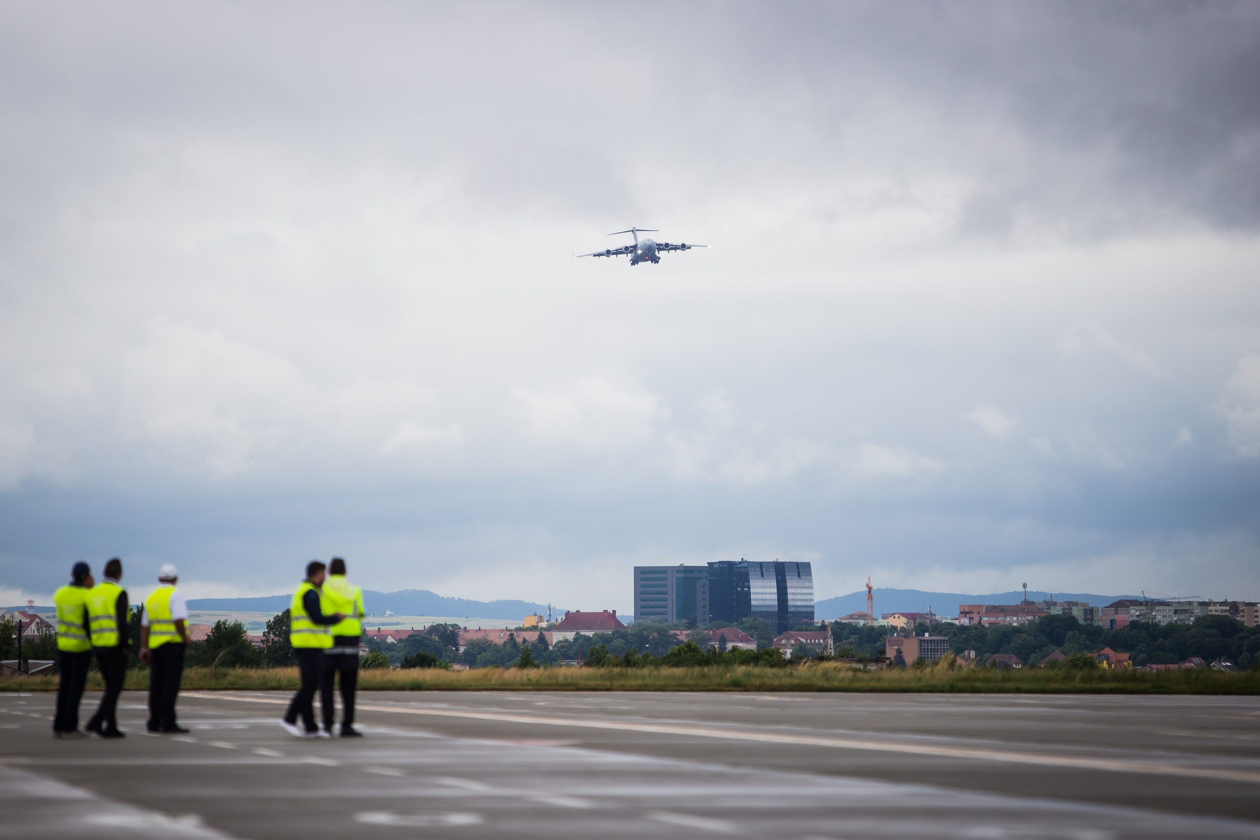 Aeroporturile din România primesc ajutor de stat. Aeroportul Internaţional Sibiu, printre beneficiari