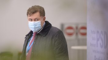 Rafila se așteaptă la un dezastru COVID în decembrie: „Să dea Dumnezeu să greşesc eu”