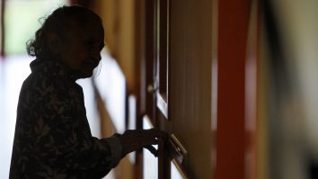 Primul medicament care încetinește evoluția bolii Alzheimer