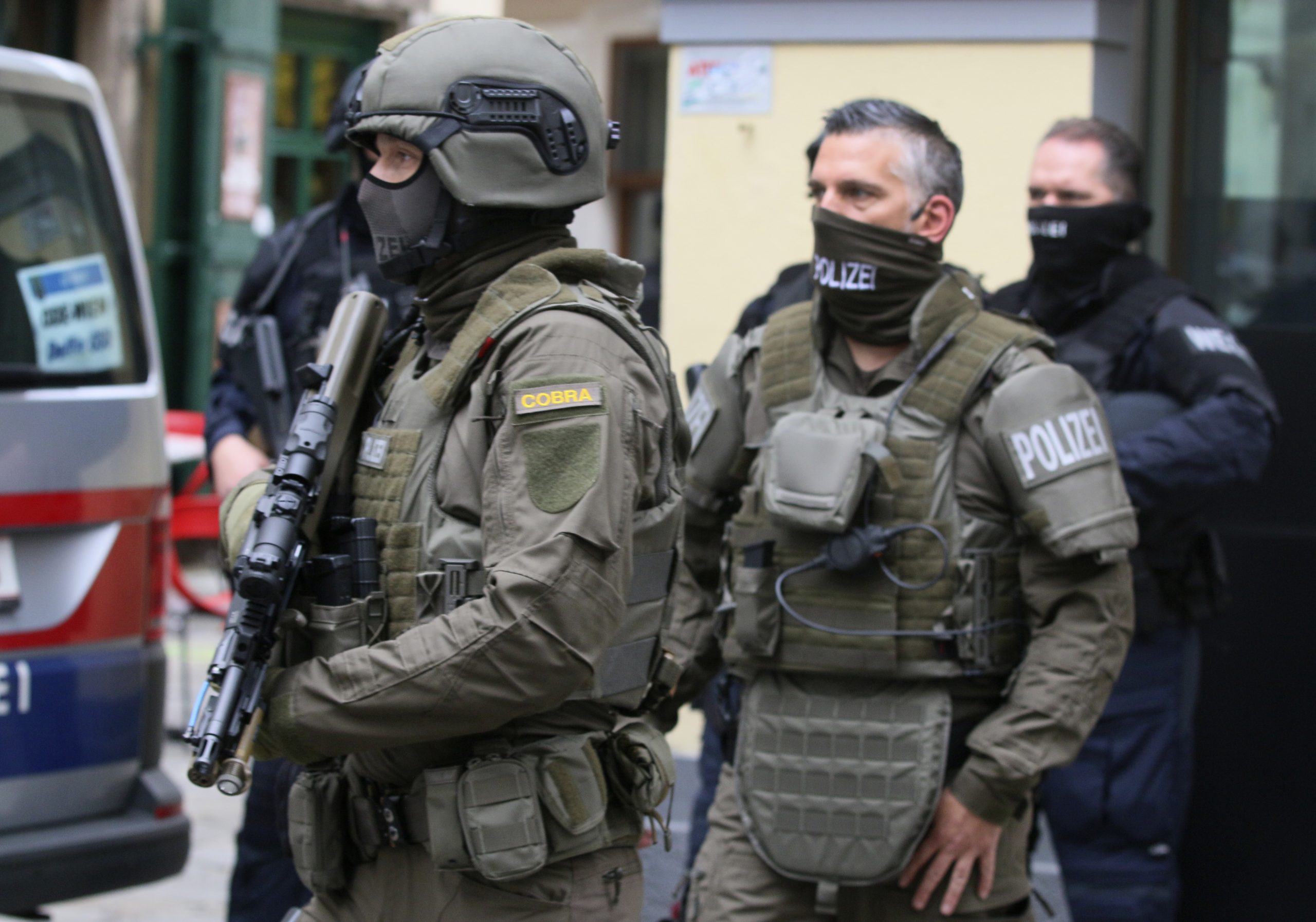 Atac terorist dejucat de Germania și Danemarca. Trei islamiști sirieni au fost aresați