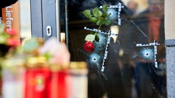 Austria va închide „moscheile radicale” în urma atacului jihadist de luni