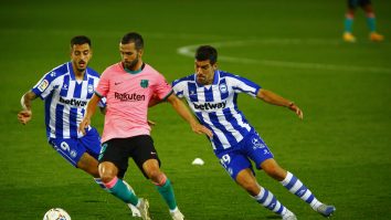 FC Barcelona se împiedică, Realul defilează. Catalanii au făcut doar egal pe terenul lui Alaves