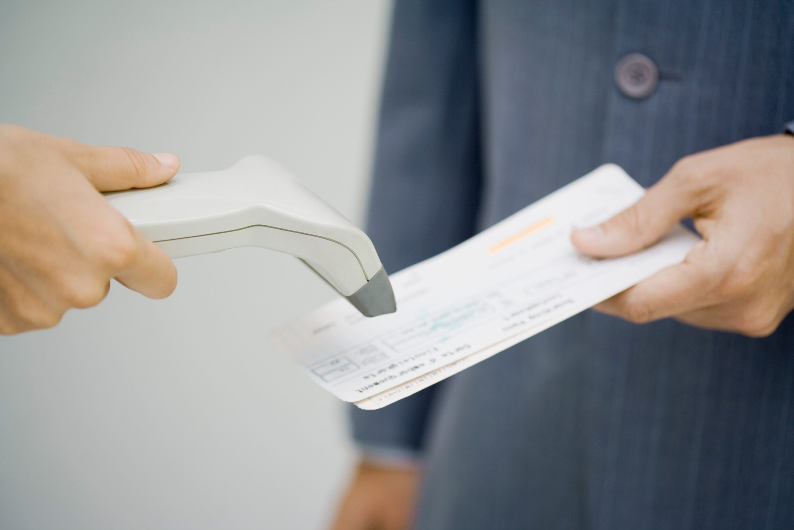 Plecările turiștilor români în străinătate au scăzut cu 60,1% în septembrie 2020 față de septembrie 2019