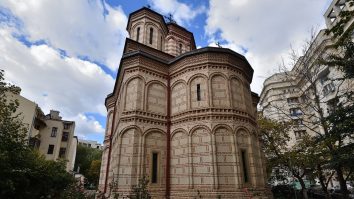 Secole întregi de istorie devenite doar o amintire. Ce s-a întâmplat cu bisericile dărâmate de Nicolae Ceaușescu