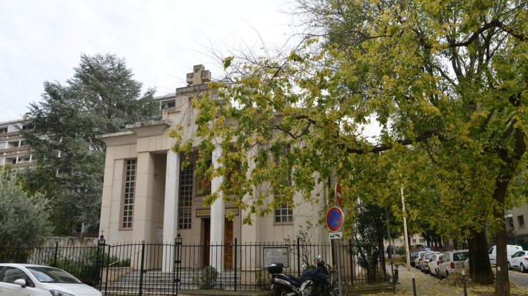 Atacul de la Lyon. Suspectul spune că a împușcat un preot pentru că acesta avea o aventură cu soția sa