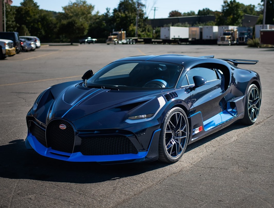 Bugatti va lansa o ediție limitată, în semn de omagiu pentru piloții de aviație francezi de la începutul secolului XX