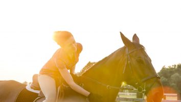 Cursele de cai aduc bani frumoși. Cele mai bănoase competiții