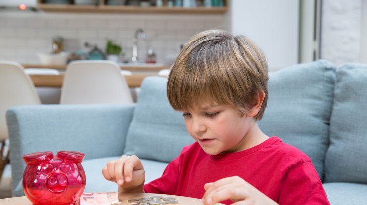 PSD forțează dublarea alocațiilor copiilor: a convocat din nou Biroul Permanent al Senatului