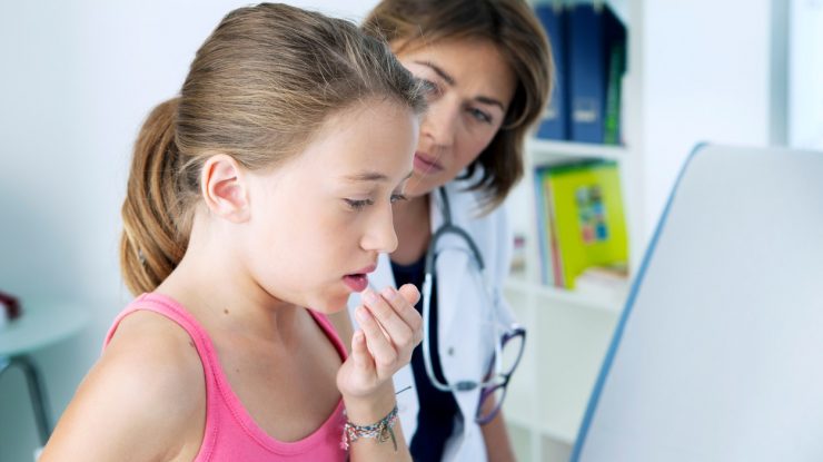 Un om de știință coreean dezvoltă un algoritm care identifică pneumonia prin ascultarea tusei