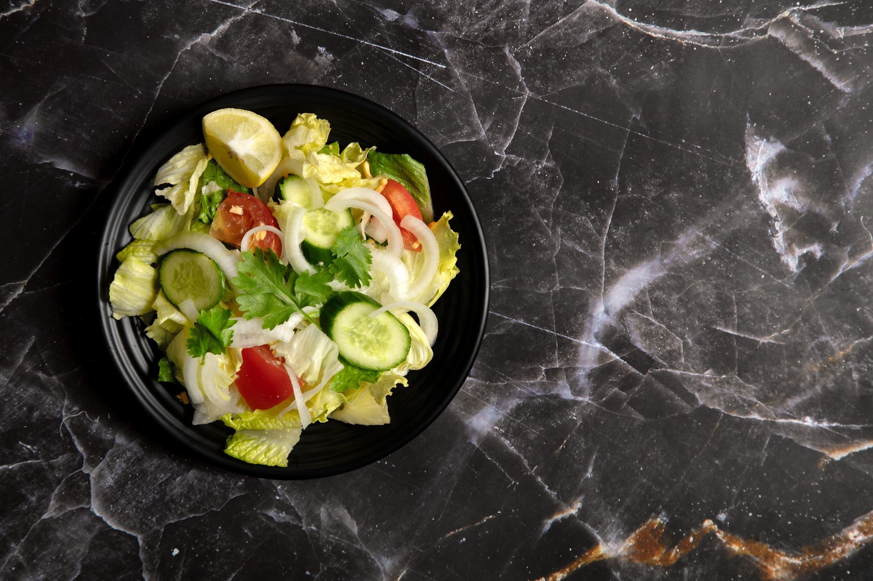 Ce este „Intermittent Fasting”, dieta care te ajută să mănânci cu atenție, dar nu cu strictețe. Explicația unui nutriționist