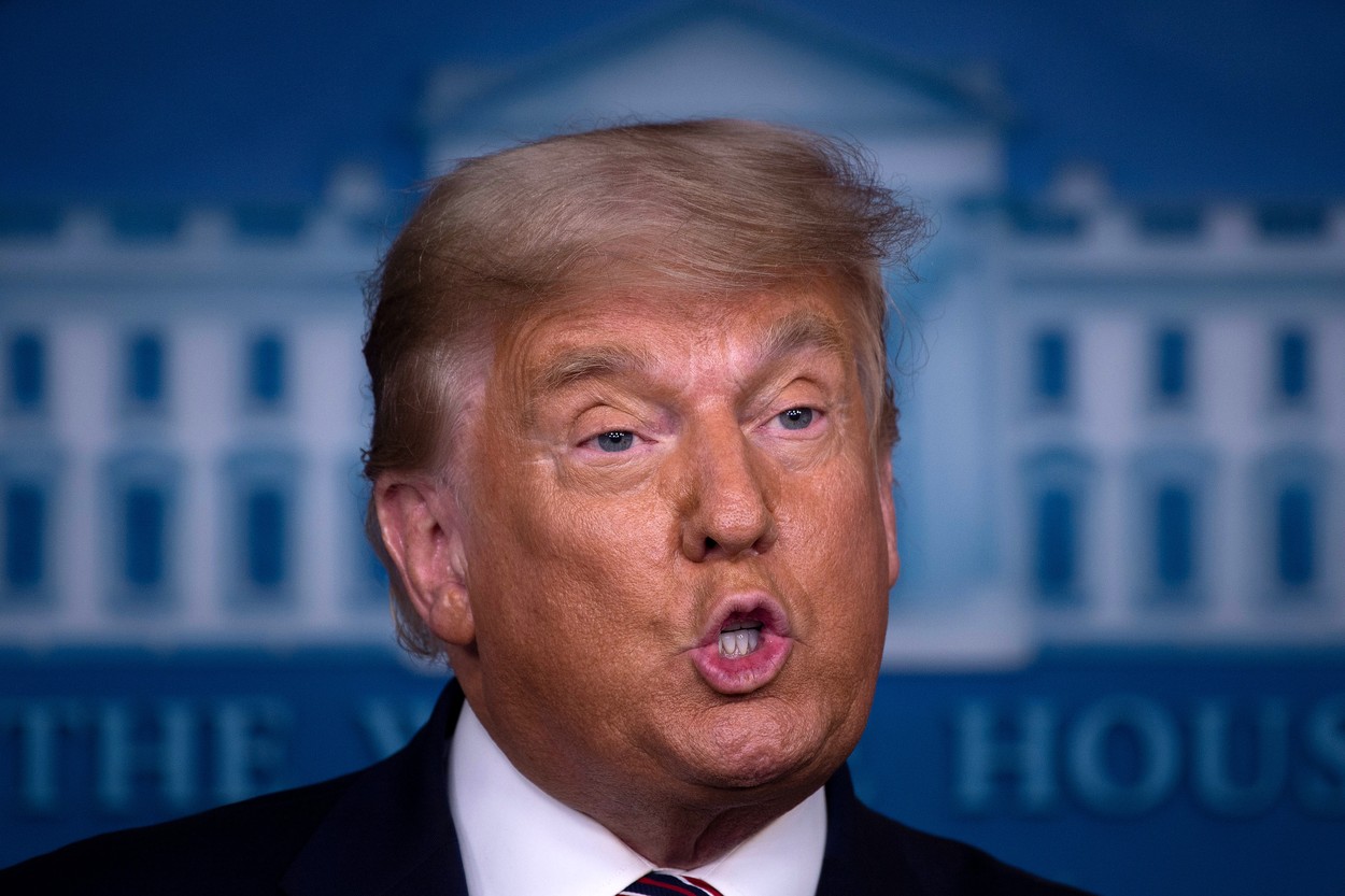 Donald Trump se crede salvatorul lumii pe Twitter. Ce mesaj a postat după anunțul companiei Moderna