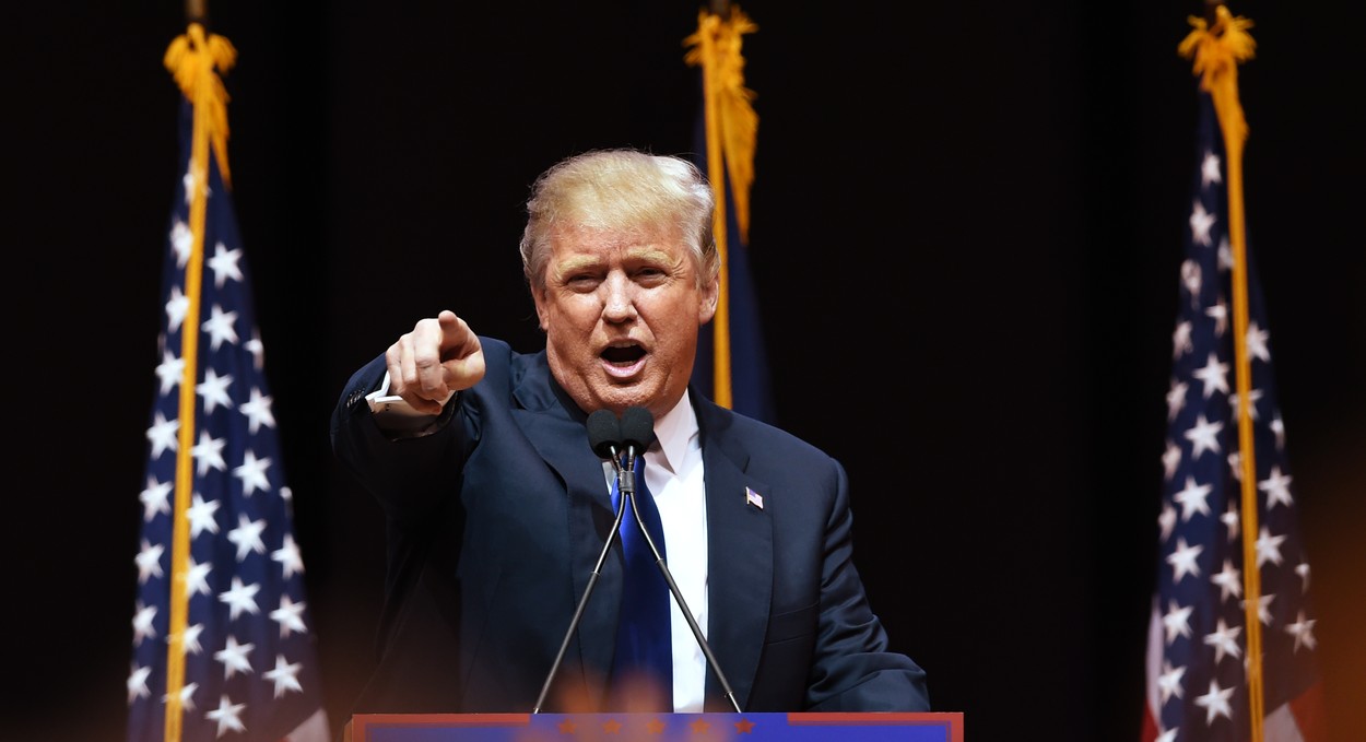 Trump îi cere lui Pence să blocheze validarea victoriei lui Joe Biden: „Are puterea de a respinge electori aleşi în mod fraudulos”