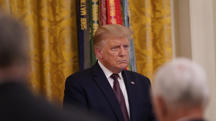 Echipa lui Donald Trump renunţă la contestarea rezultatelor alegerilor în Arizona