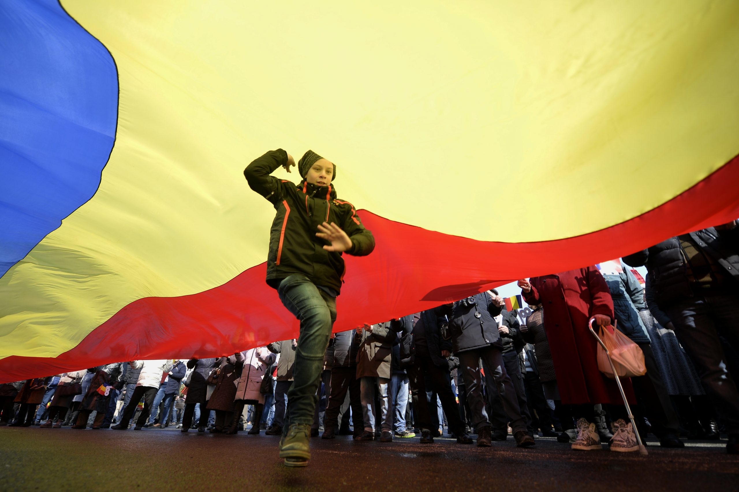 România acordă 250.000 de euro societăţii civile şi presei independente din Republica Moldova