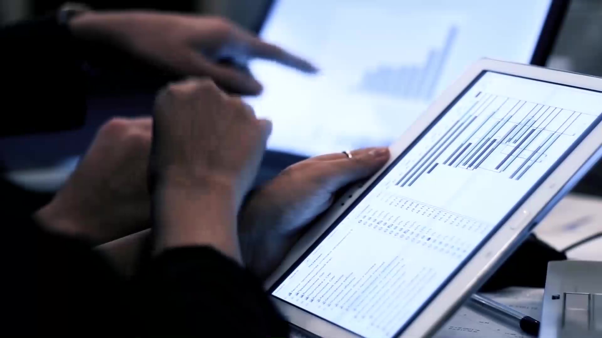 Pariuri Politice, site-ul care face educația politică accesibilă