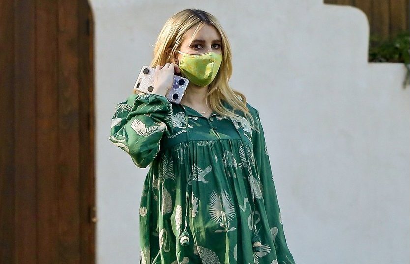 Emma Roberts, cu burtica la vedere. Actriţa va avea un băieţel