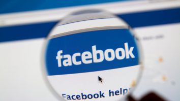 Facebook luptă cu dezinformarea. 1,3 miliarde de conturi false au fost șterse între octombrie și decembrie 2020