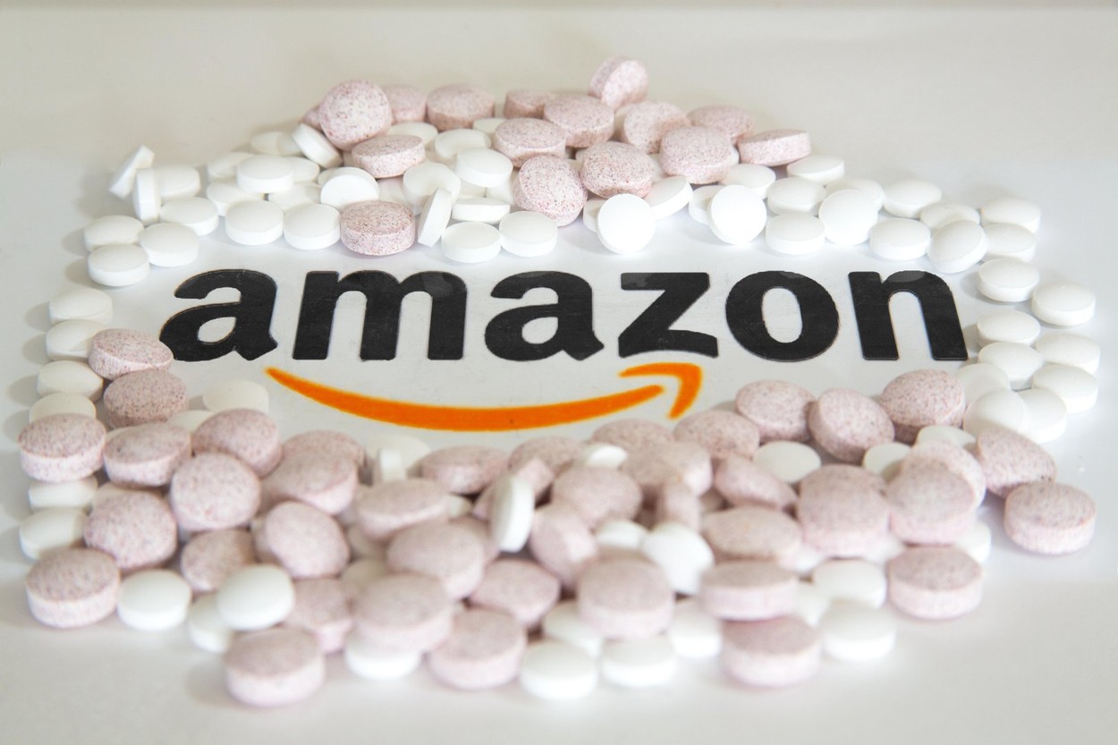 Amazon se extinde. Americanii își pot cumpăra medicamentele de pe net