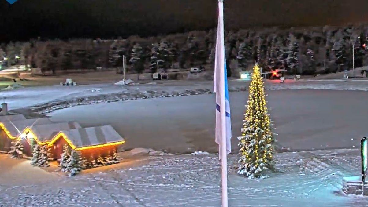 Tărâmul lui Moș Crăciun, plin de zăpadă și fără prea multe cazuri de Covid