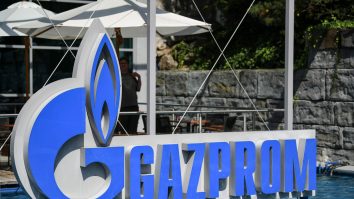 Gazprom mai taie din exportul de gaz natural în Europa. Preţul ar putea creşte cu încă 60% în această iarnă