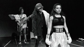 Ce mișto! Actorii romi combat stereotipurile la adresa lor prin teatru