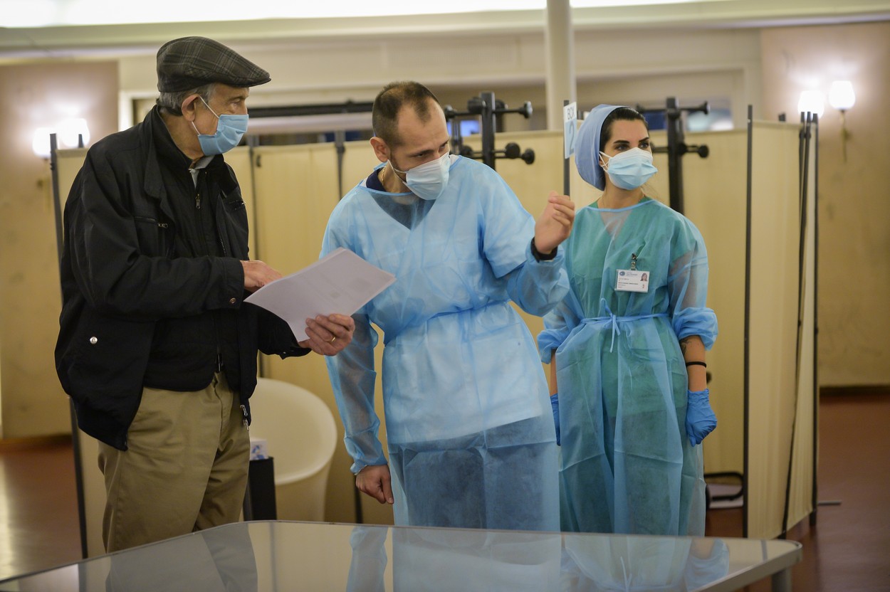 Carantină nocturnă în toată Italia începând de joi, de la ora locală 22:00. Lockdown în cinci regiuni