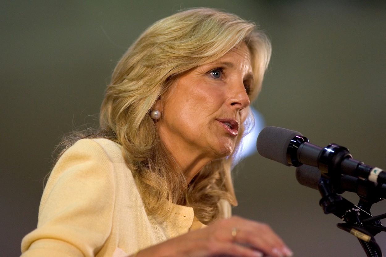 Jill Biden vrea să fie Prima Doamnă care muncește full-time ca profesoară: „Predarea nu este ceea ce fac. Este cine sunt”