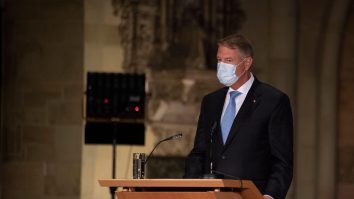 Iohannis vrea alegeri chiar dacă se ajunge la 10.000 de infectări pe zi: „Nu luăm în calcul amânarea alegerilor”