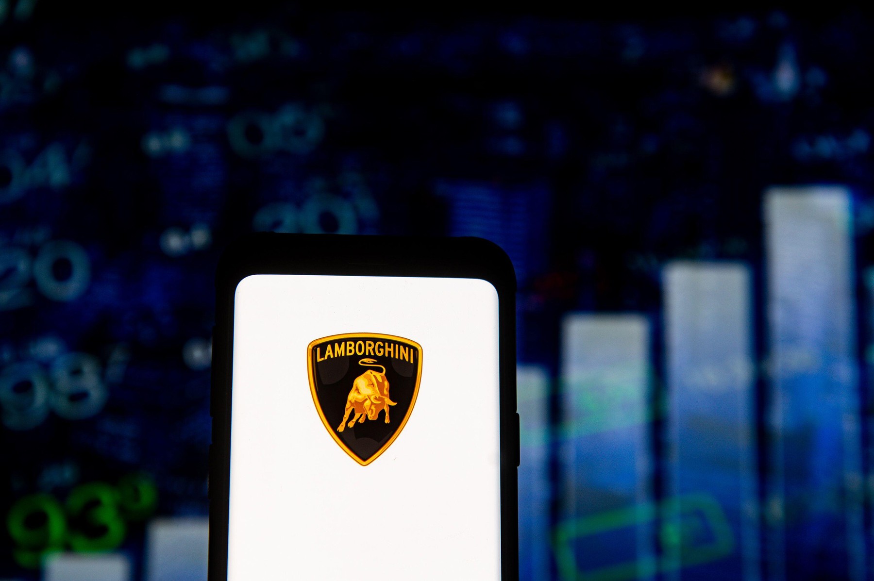 Lamborghini a lansat primul model de căşti wireless. Preţurile sunt pe măsură