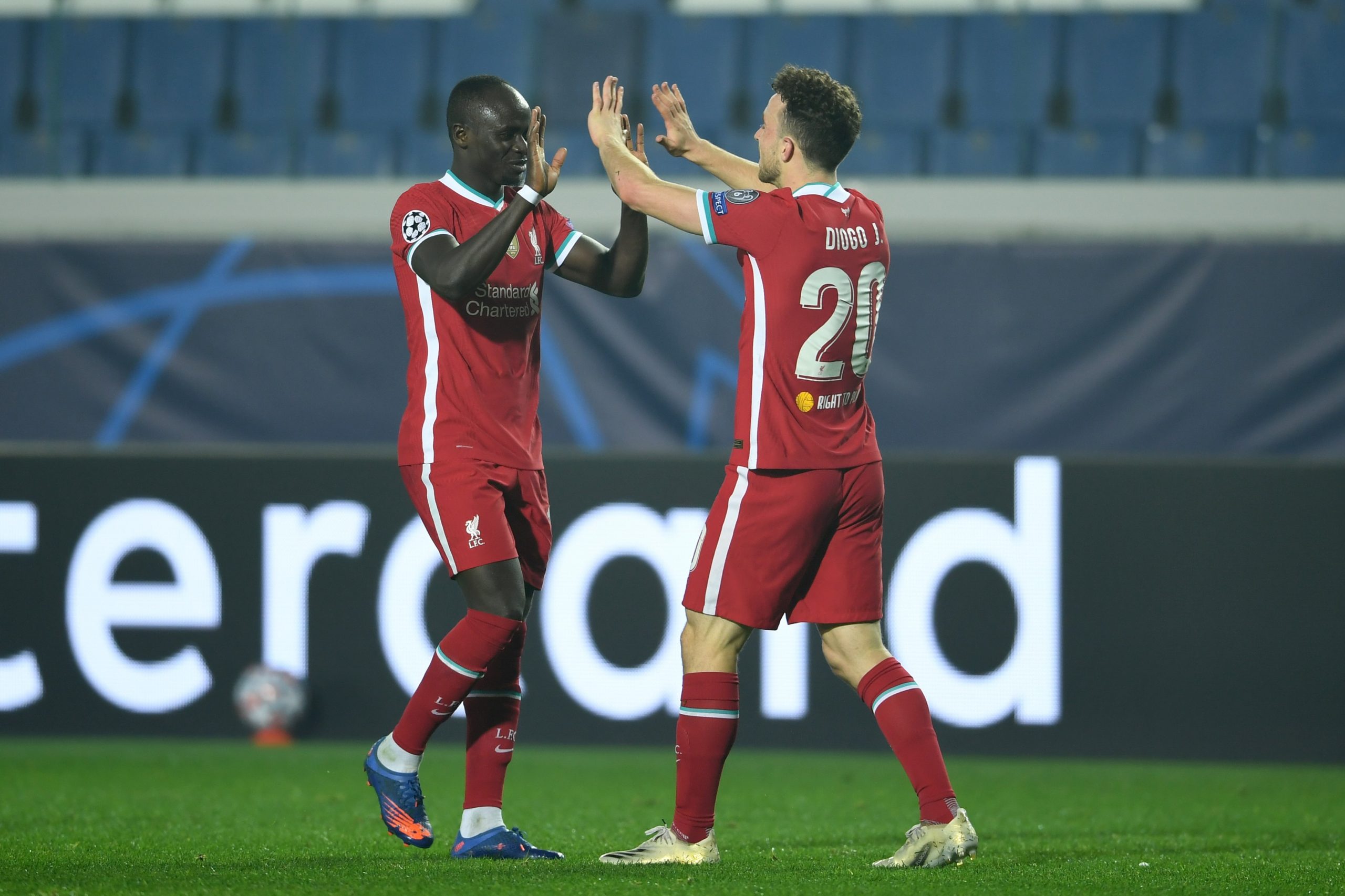 Bayern si Liverpool au câştigat la pas, iar Real Madrid a obţinut prima victorie în acest sezon de Champions League