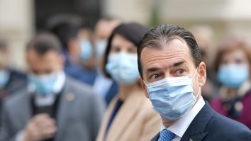 Orban, despre suspendarea activităţii pieţelor închise: „Merg persoane în vârstă, vulnerabile”