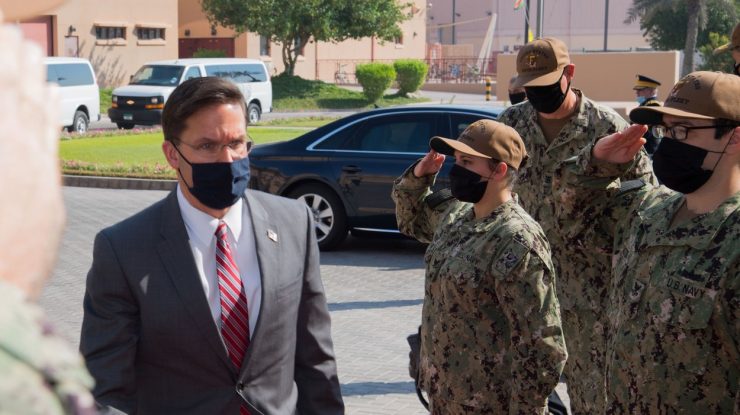 Donald Trump l-a demis pe secretarul american al Apărării, Mark Esper. Cine îi ia locul