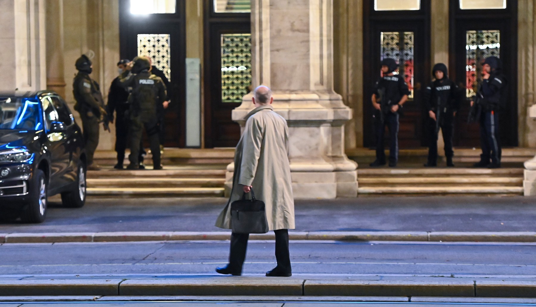 Filmul atacului de la Viena, pe social media. Primele imagini și informații au venit de la martori