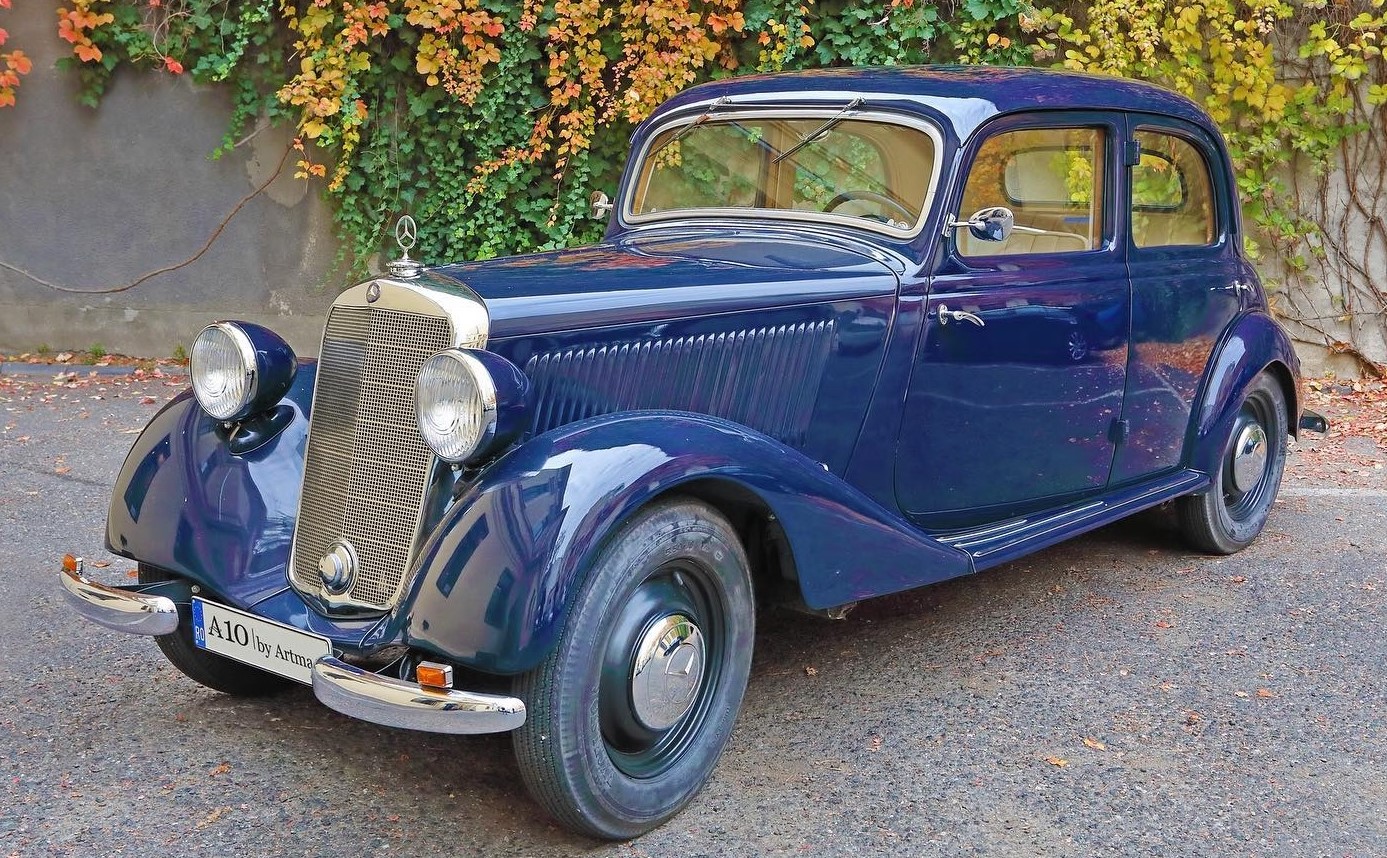 Mașina comisarului Moldovan din filmul „Un comisar acuză“, scoasă la licitație. Ce preț de pornire are