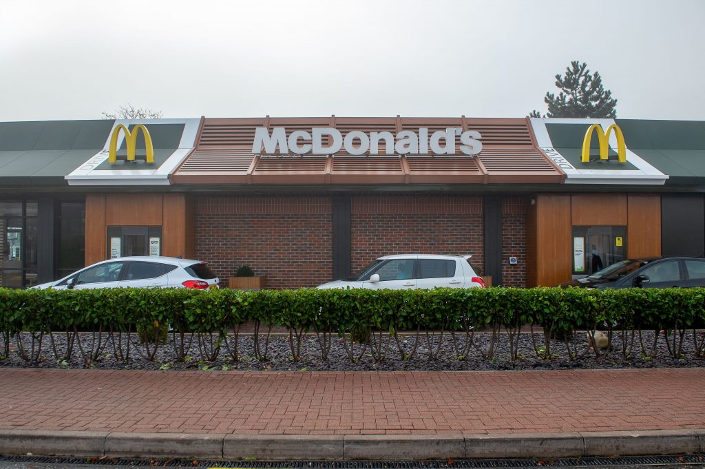 McDonald’s va introduce burgeri vegetali de anul viitor