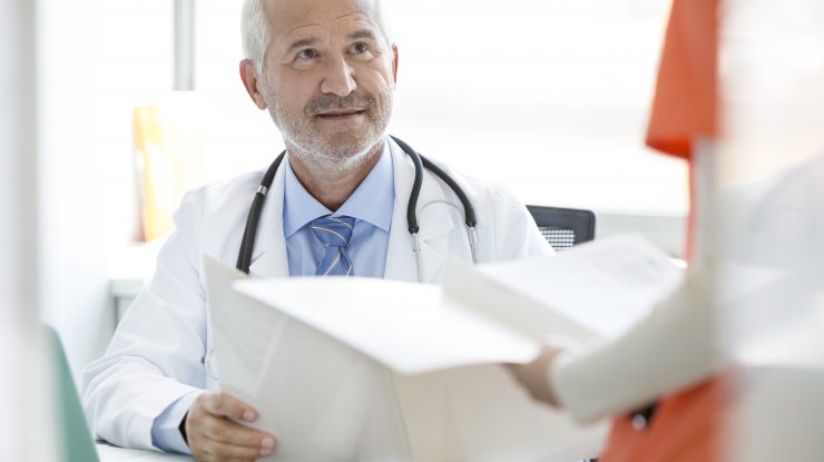 Medic de familie din Elveția: Este datoria unui doctor să trateze COVID-19. Aici, statul nu îți dă nimic