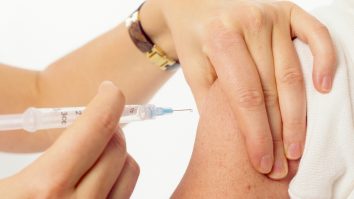 Plătiți să se vaccineze. Suma pentru care unii americani s-ar vaccina împotriva COVID-19